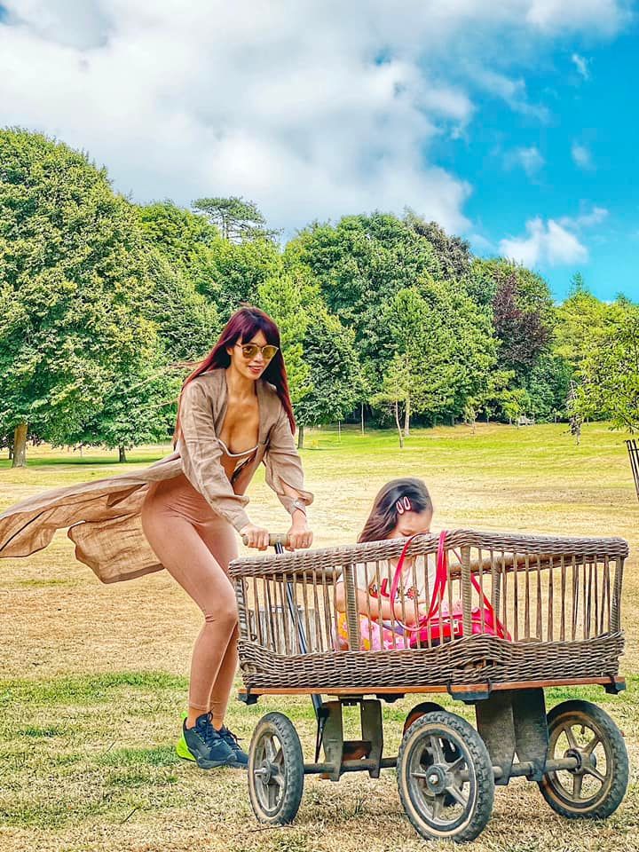 Hồ Ngọc Hà, Kim Lý, Hà Hồ Kim Lý, Tuấn Hưng, ca sĩ Tuấn Hưng, vợ Tuấn Hưng, Hương Baby, Tuấn Hưng Hương Baby, Hà Anh, siêu mẫu Hà Anh, Hoa hậu Hoàn vũ,  Ngô Thanh Vân