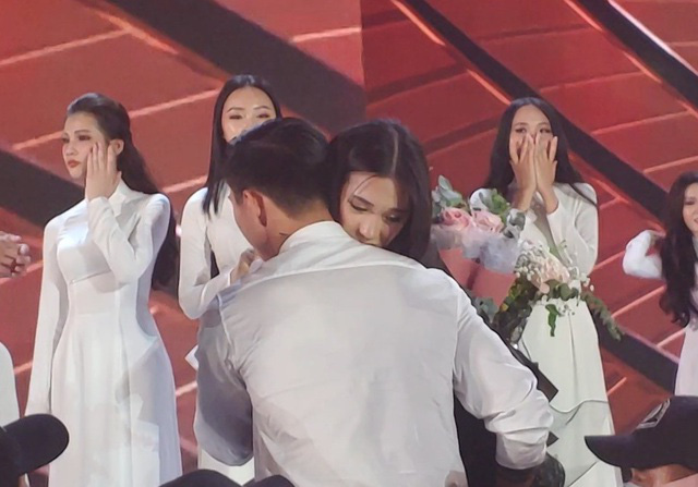 Đoàn Văn Hậu, Văn Hậu, cầu thủ, Doãn Hải My, Top 10 Hoa hậu Việt Nam 2020, bạn gái Đoàn Văn Hậu, bạn gái Đoàn Văn Hậu, Đoàn Văn Hậu Doãn Hải My, Hoa hậu Việt Nam