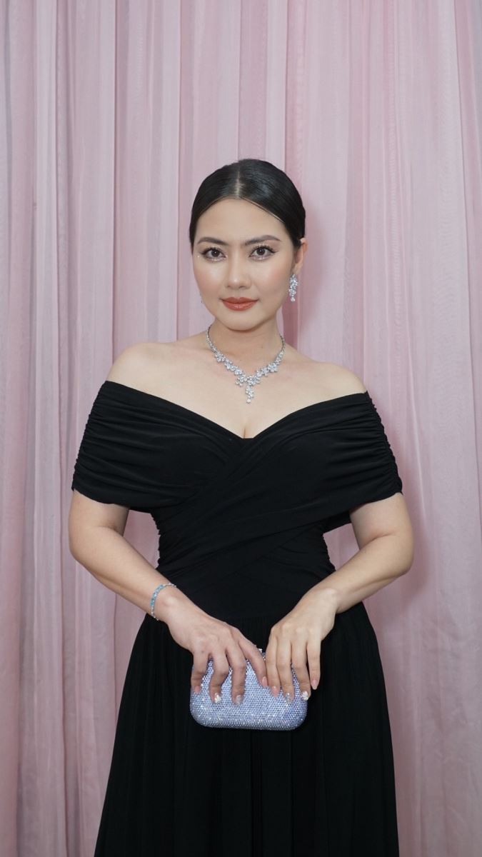 Huyền Lizzie, Thương ngày nắng về, Thu Quỳnh, Quỳnh búp bê, Về nhà đi con, Lối nhỏ vào đời, Quỳnh Lương, Ngọc Lan, Trương Quỳnh Anh, Chí Nhân, Phan Minh Huyền