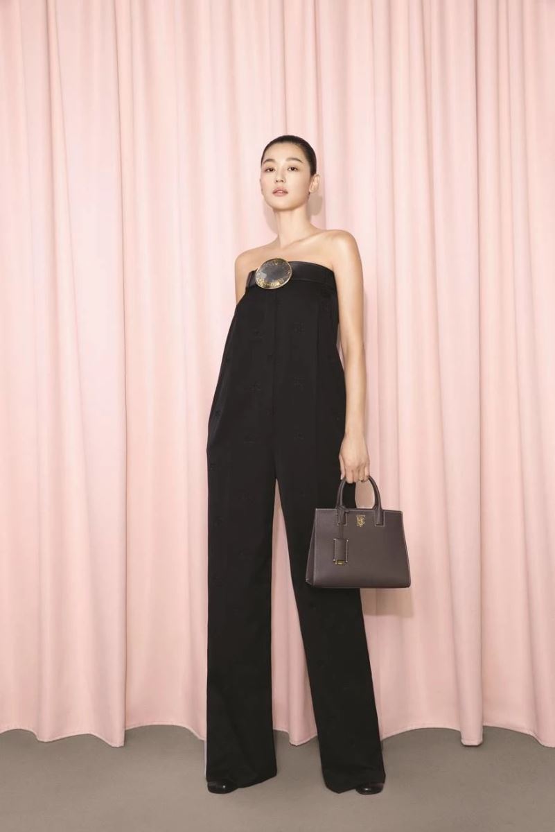 Jun Ji Hyun. Burberry. Đại sứ toàn cầu của Burberry. Đại sứ của Burberry