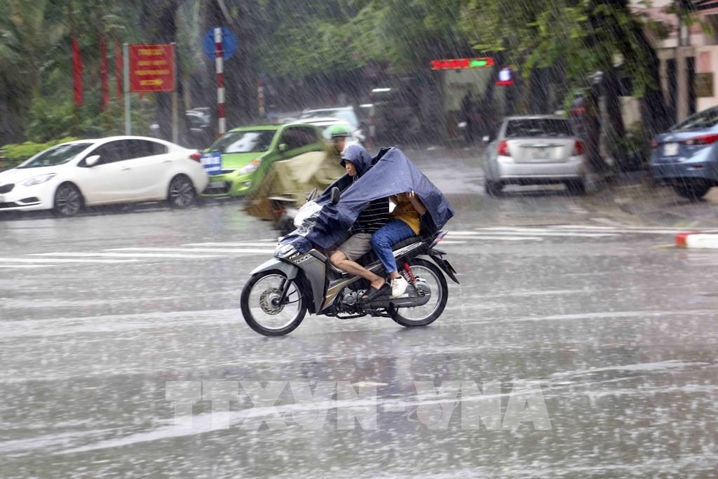 Mưa. Mưa lớn diện rộng. Mưa dông. Sạt lở đất. Ngập lụt. Lốc. Sét. Gió. Bắc Bộ