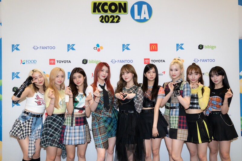 Lisa. Lisa Blackpink. Jang Wonyoung. Chung Ha. Somi. Kep1er. Chae Dasom