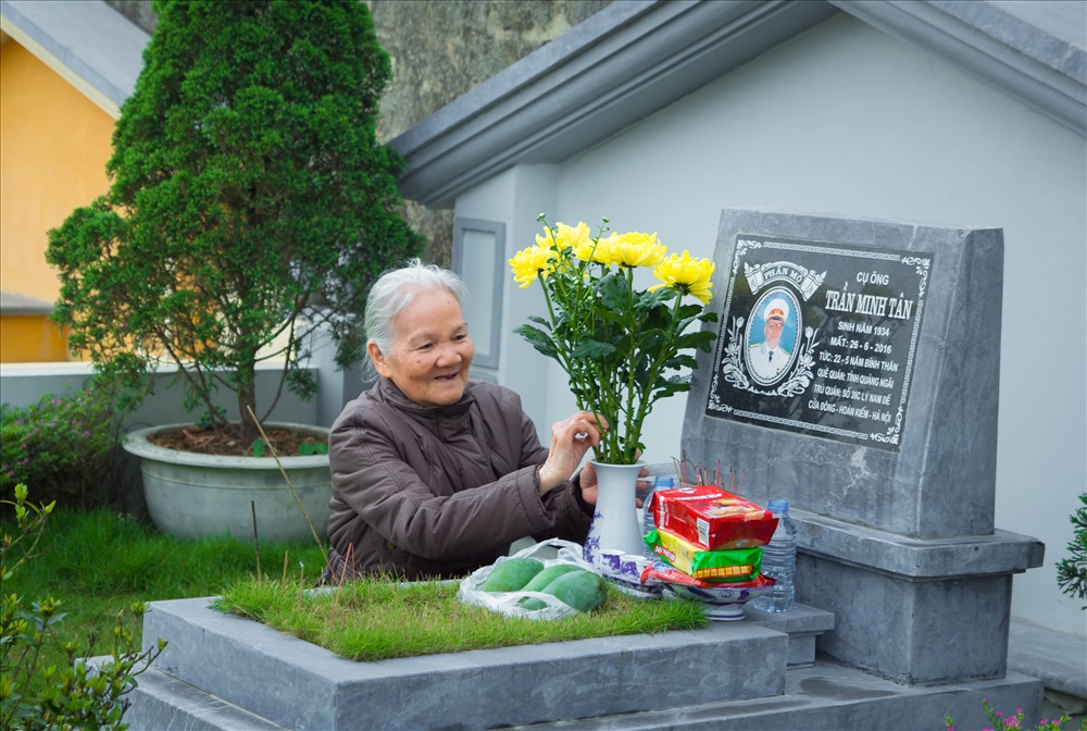 Tảo mộ, Tảo mộ cuối năm, Tảo mộ ngày Tết, Tảo mộ ngày nào, Tảo mộ là gì, lễ tảo mộ, văn khấn tảo mộ, bài cúng tảo mộ, tảo mộ trước tết, bài khấn tảo mộ, tảo mộ tết 2019