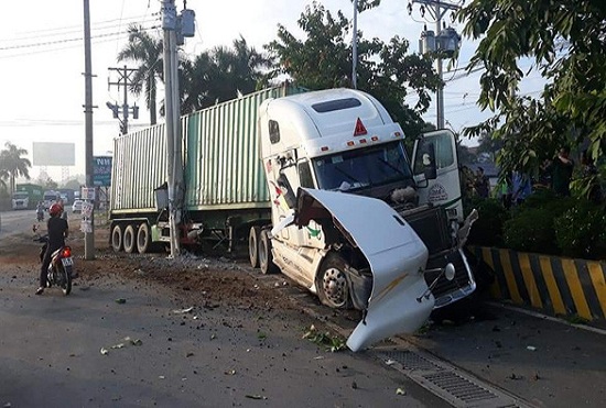 Tạm giam tài xế gây tai nạn giao thông nghiệm trọng làm chết 5 người