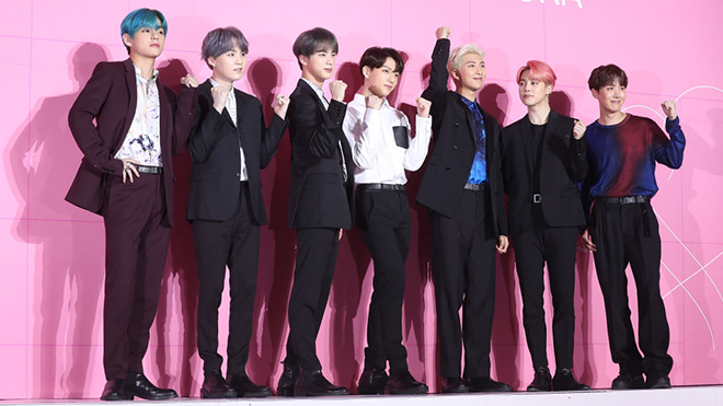 BTS, BTS làm gì khi xuất hiện giữa dàn sao Âu Mỹ, bts, BTS tin tức, bts video, bts game, bts biểu diễn, bts youtube, bts world, bts tin tức mới, bts v, bts rm