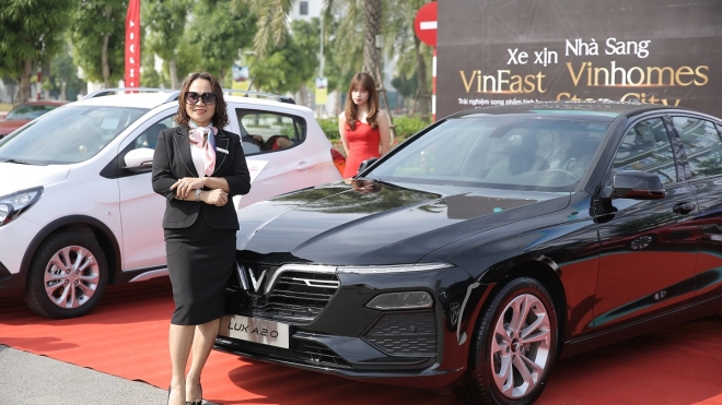 Thích thú trải nghiệm lái xe VinFast trên ‘cung đường Châu Âu’ giữa lòng Thanh Hóa