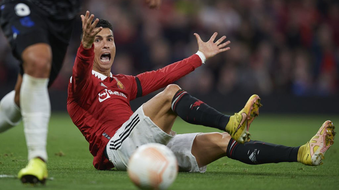 Kết quả Cúp C2: MU, Roma cùng thua trận, Arsenal thắng nhọc nhằn