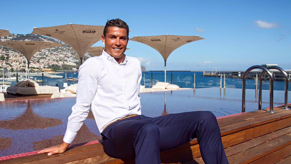 Cristiano Ronaldo chuẩn bị mở khách sạn thứ 6 ở Paris